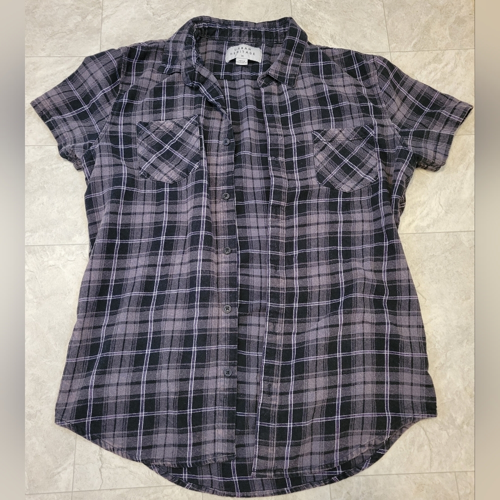 Black & Grey Plaid Short Sleeve Button-Up Shirt